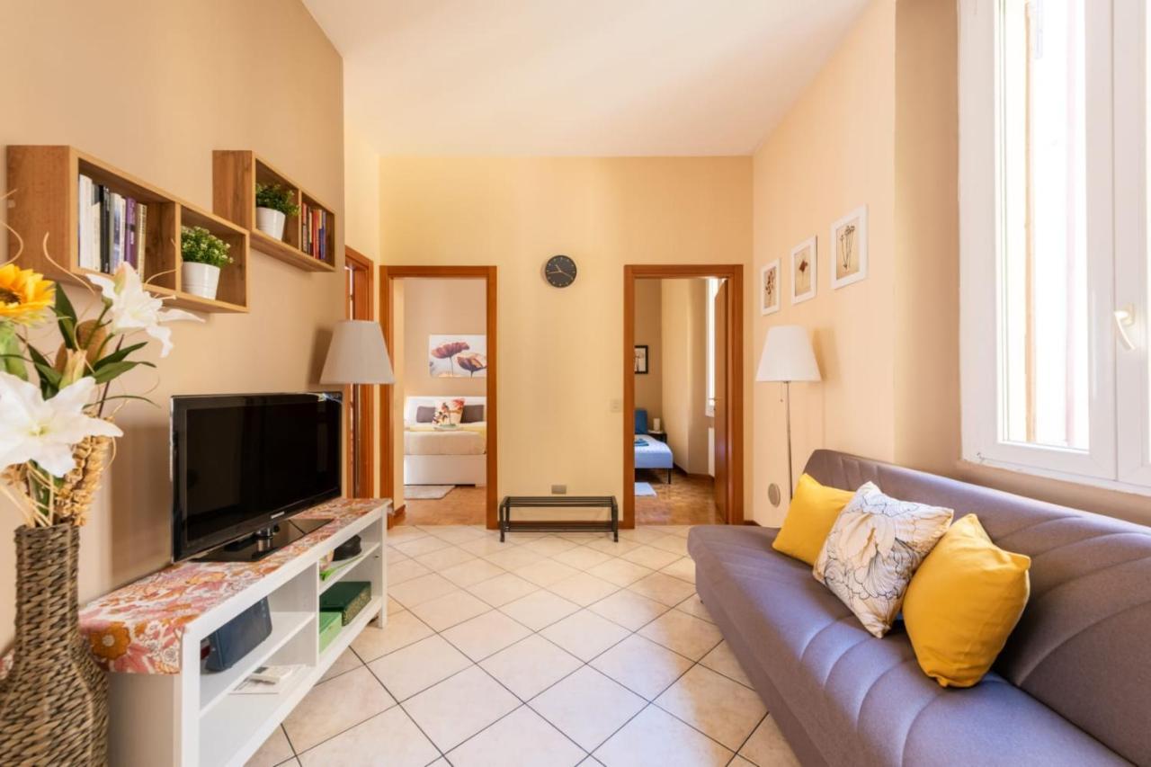 Apartament Kibilu - Piazzale Archinto - Stazione Garibaldi - Zona Isola Mediolan Zewnętrze zdjęcie